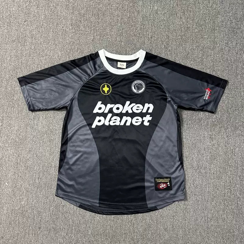 Broken Planet, a niche fashion brand, has launched a new American mesh breathable football sports short sleeved T-shirt, jersey, and soccer jersey