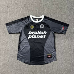 Broken Planet, a niche fashion brand, has launched a new American mesh breathable football sports short sleeved T-shirt, jersey, and soccer jersey